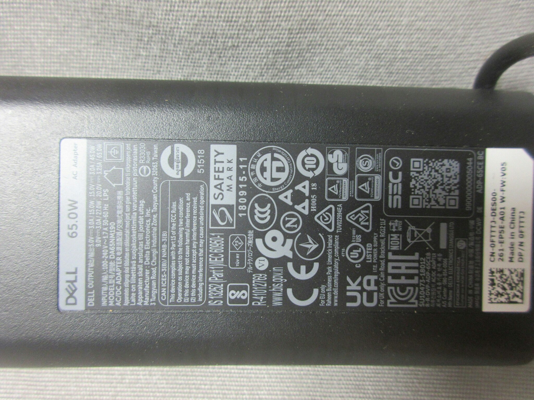 Dell AC adapter 65.0W