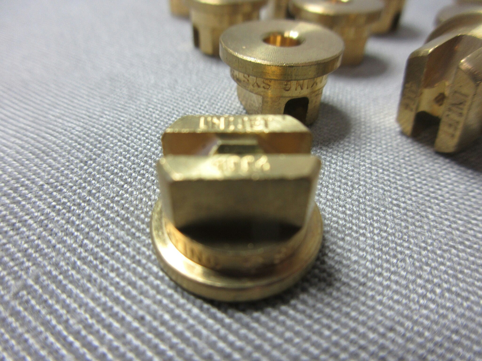 UNIJET Munstycke TPU 4004. Mässing 10 st.