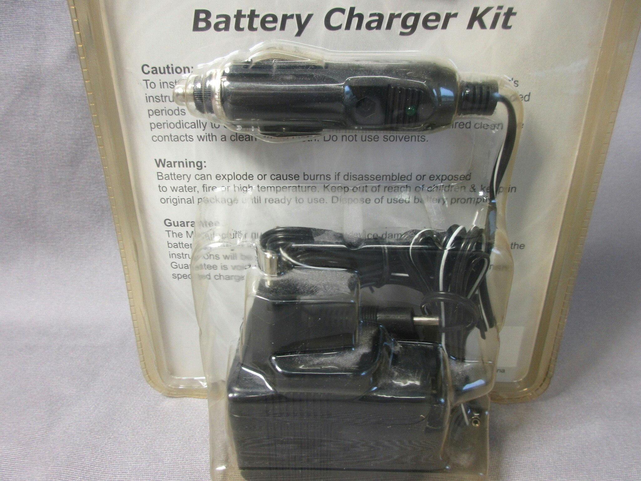 Battery Charger Kit CR123A