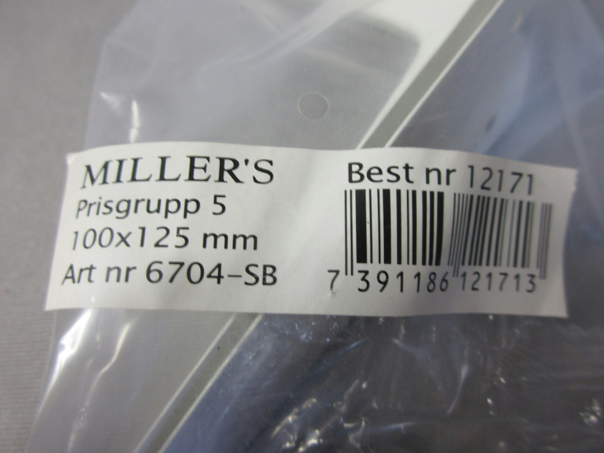 Millers Hyllkonsol 100x125mm.12171. 2 st.