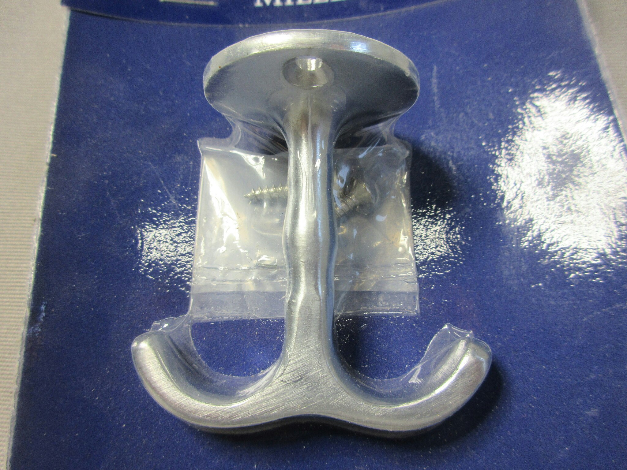 Millers Ankarkrok Matt Krom 57 mm