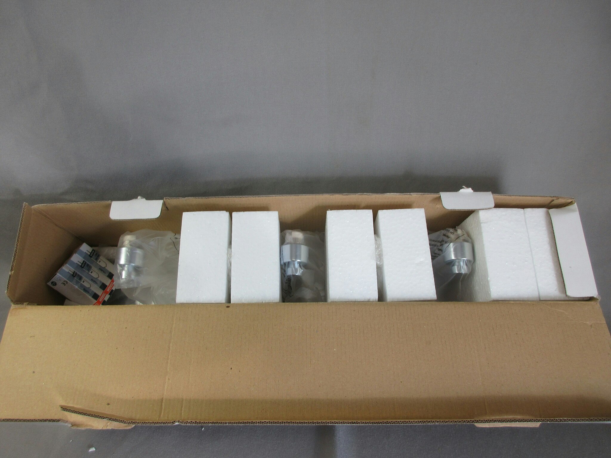 AH Belysning Badrumsarmatur IP44. V566