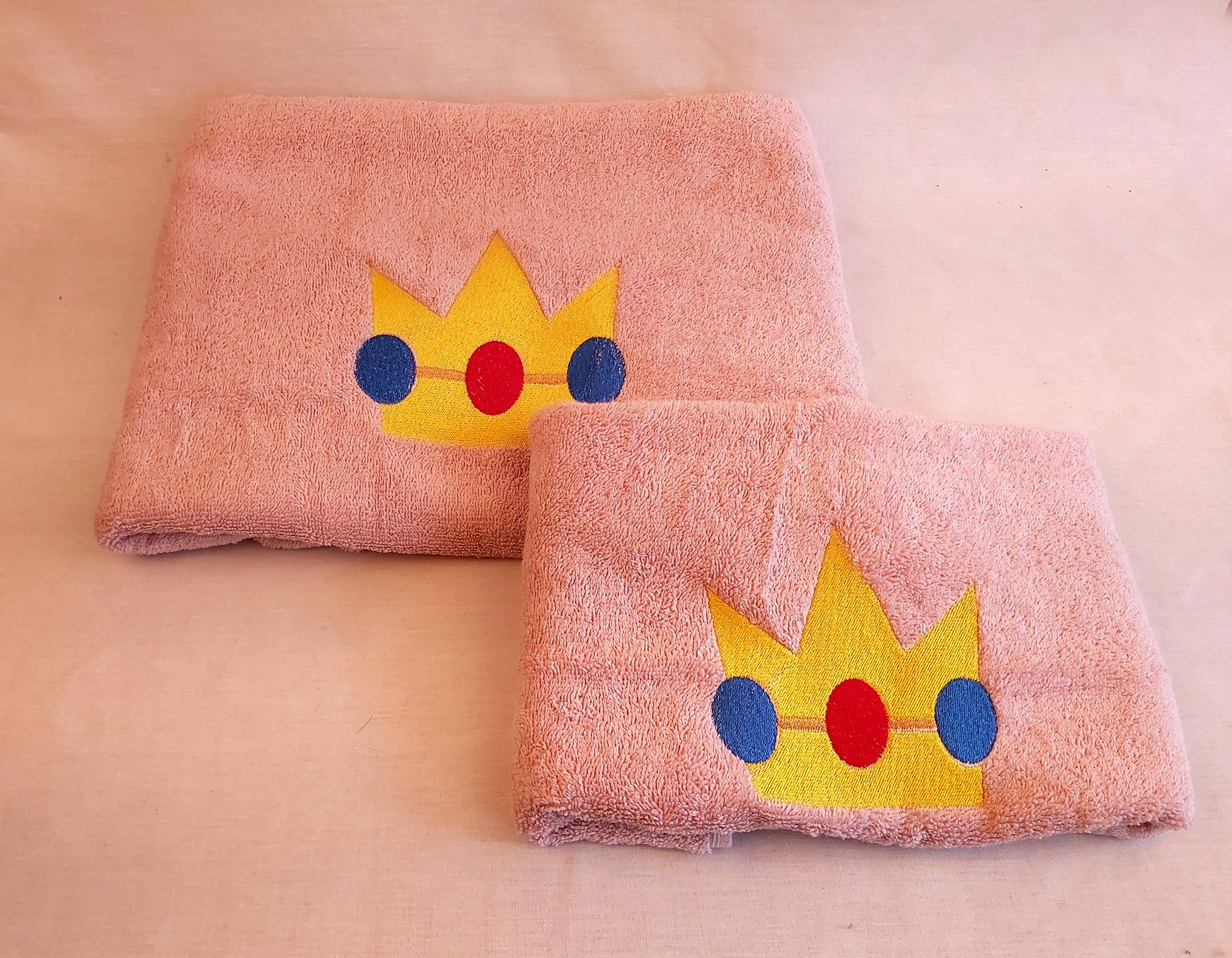 Handduk - Super Mario - Princess Peach Crown