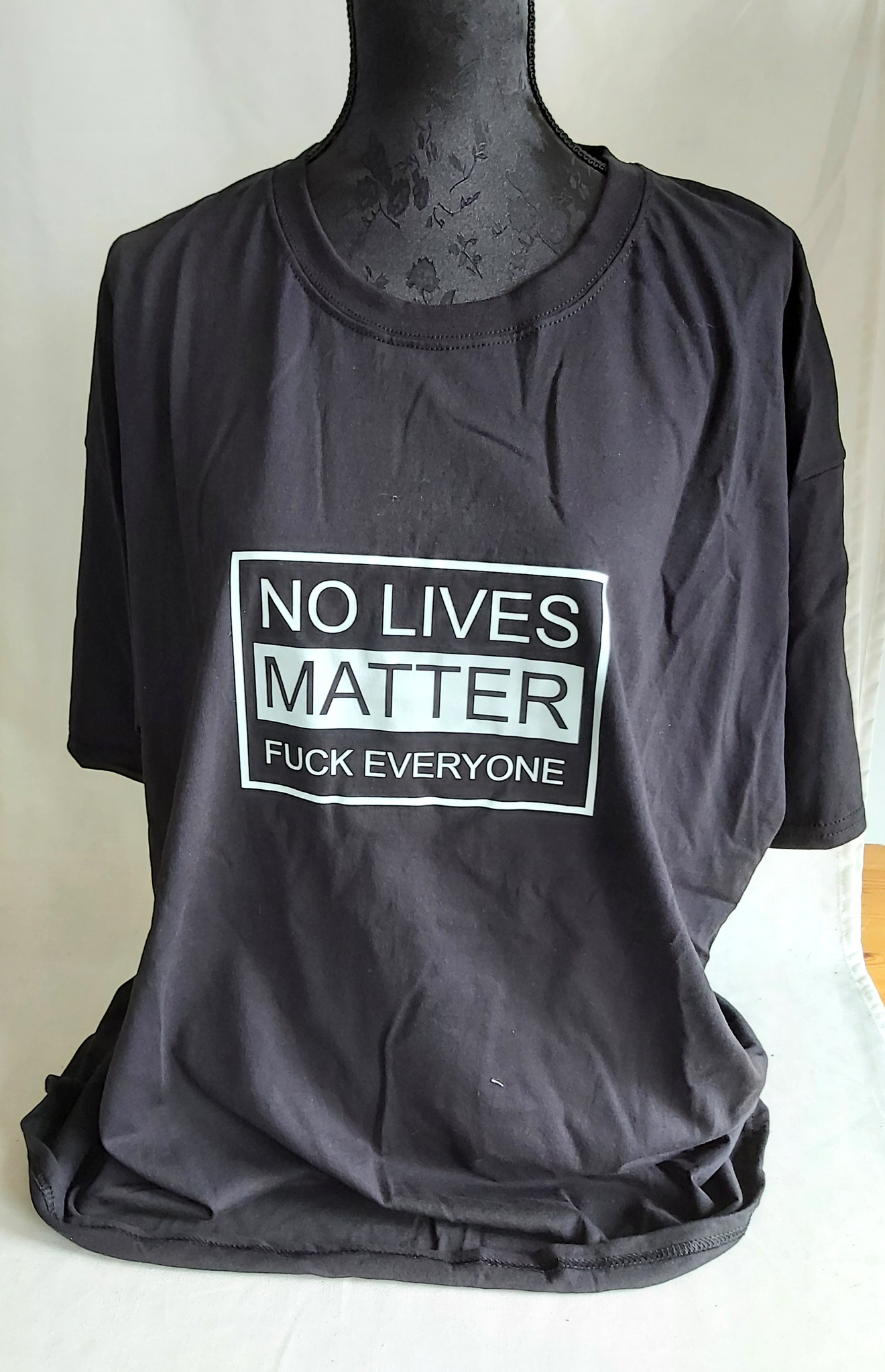 No lives matter t-shirt
