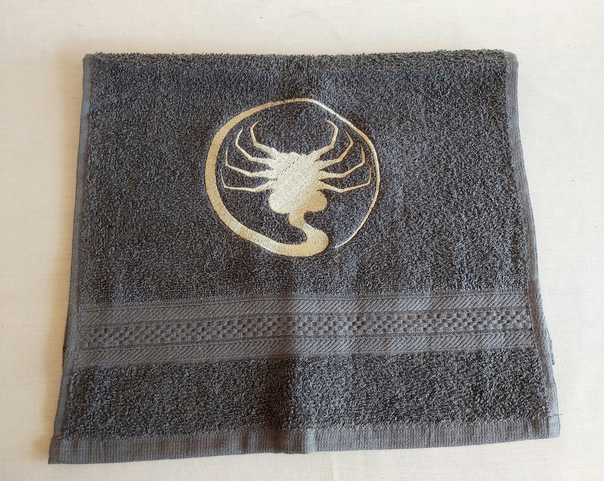Gästhandduk - Alien - Facehugger