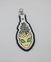 Broderad nyckelring - Alien