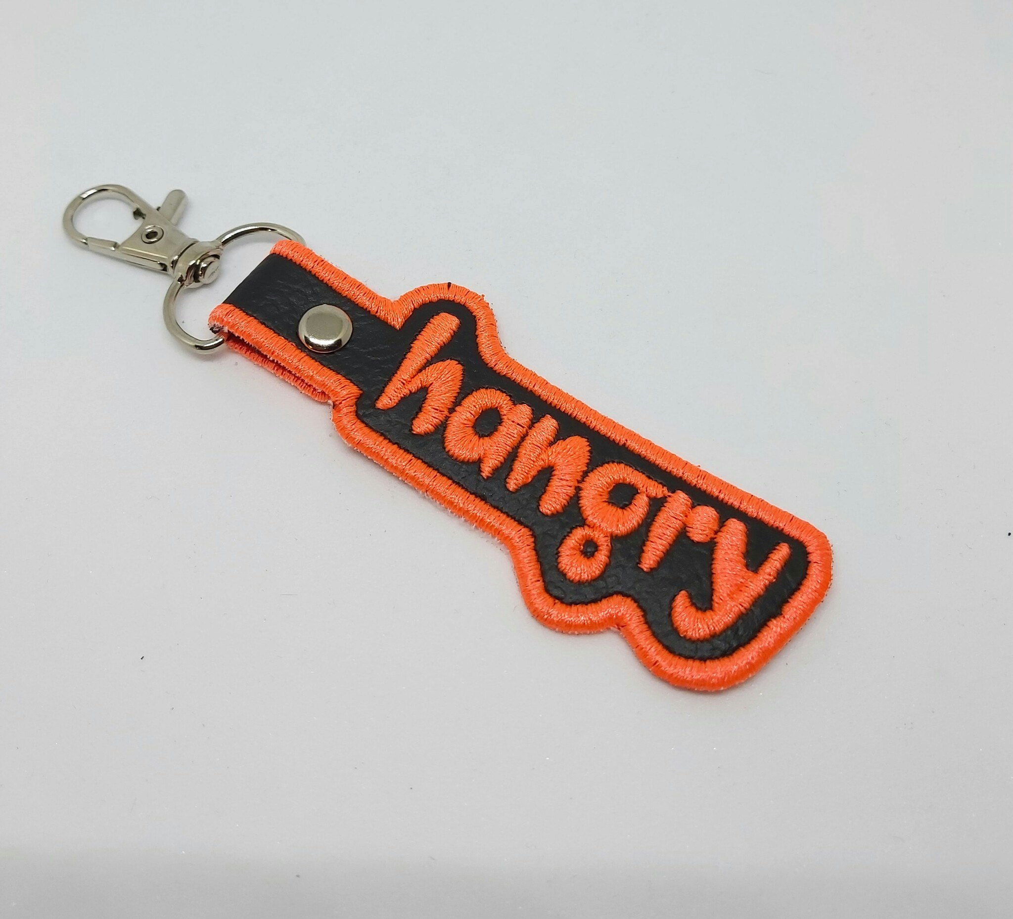 Broderad nyckelring - Hangry