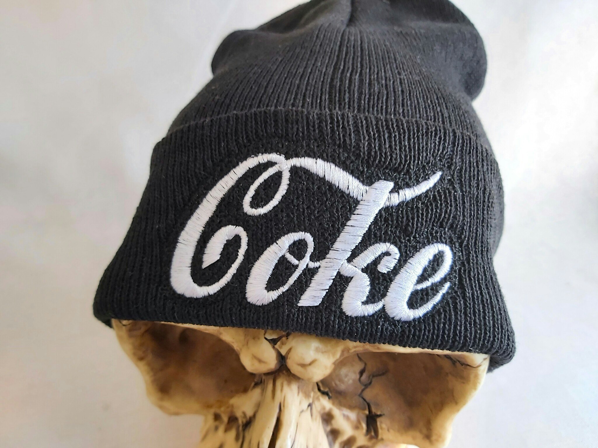 Mössa - Coke