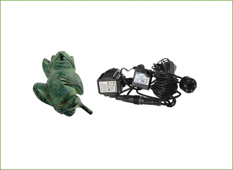 Fountain package; Frog, 12 cm, pump with light