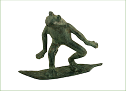 Springbrunnen, Frosch in Bronze, auf Blättern surfend, Höhe 16 cm, von Mr Fredrik