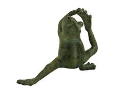 Fontän, groda gjord i brons, sittande böjer bakbenet från Mr Fredrik