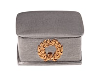 Rectangular tin box with gold colored laurel wreath on the box, Munka Sweden