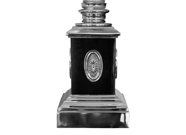 Lamp with epaulettes in plated silver