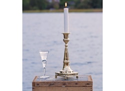Klassisk ljusstake med gallerfot, Gusums Messing