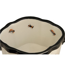 Outer pot in porcelain, with motifs of bumblebees