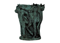 Urne, 27 cm, mit Pferden im Profil, aus grün-blau patinierter Bronze