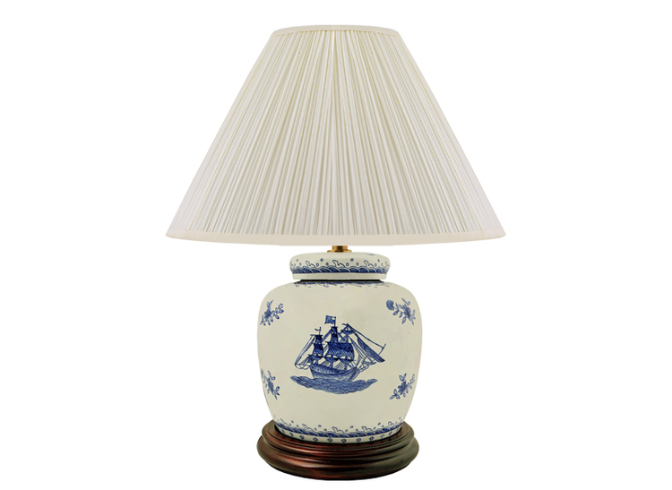 Lampfot i porslin, 17,5 cm, blått skepp, på vit bottem