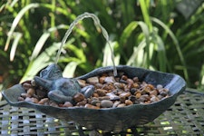 Mr Fredrik fountain package with fountain frog in bronze, 12 cm incl. barrel, pump, hose, incl. shipping