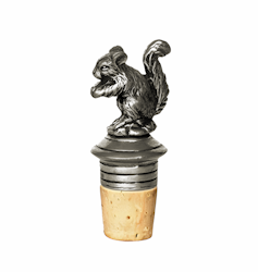 Bottle stopper in the shape of a squirrel in lead-free pewter from Munka Sweden