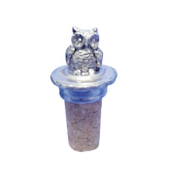 Bottle stopper in the shape of a wise owl in lead-free pewter from Munka Sweden