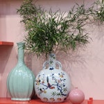 Pilgrim bottle, 28 cm, flowers and birds, Ming dynasty