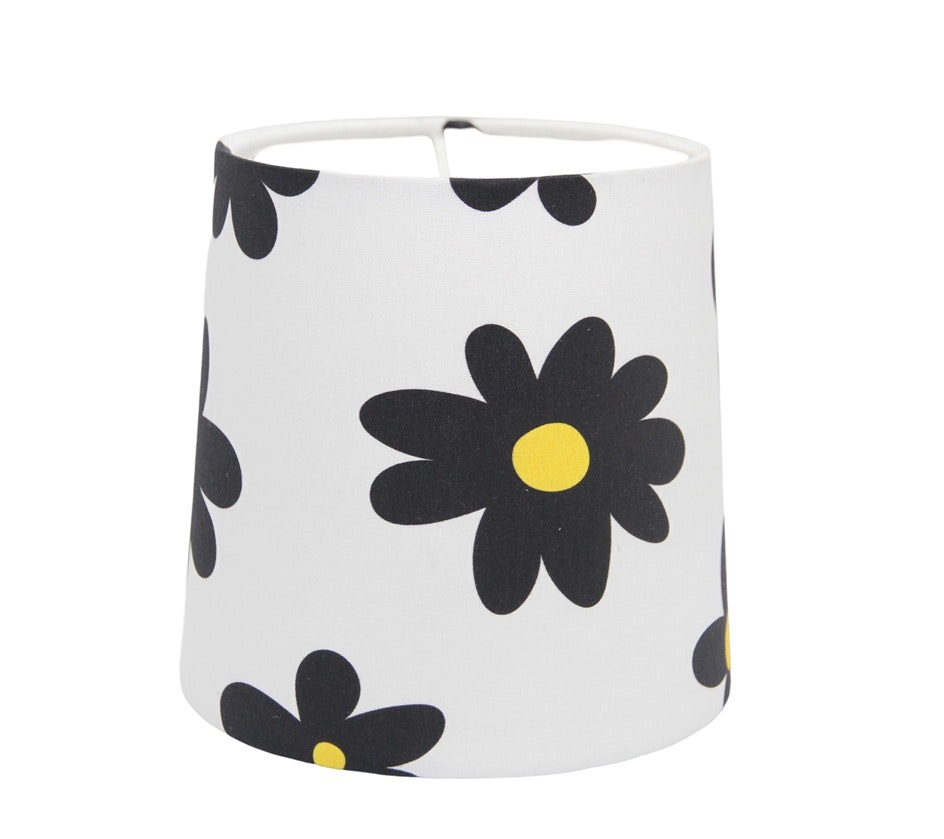 Lampskärm, RUND, med stiliserade blommor i svart,