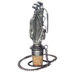 Bottle cap in the shape of a golf bag in lead-free pewter from Munka Tenn