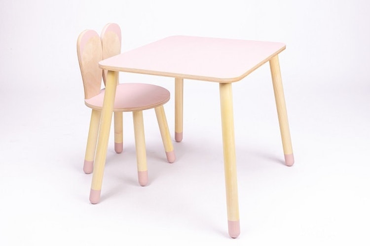 Bord och 2 stolar