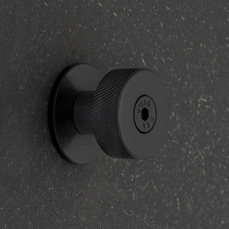 REACT Black - Grip