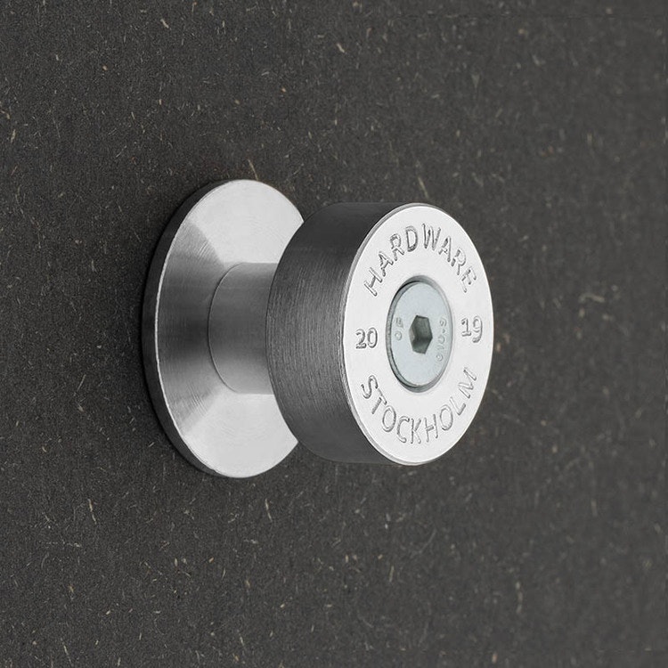REACT Silver - Detail