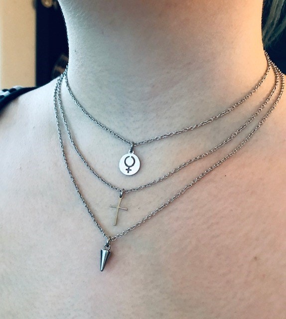 3 kedjor i ett lås halsband rostfritt stål - Alexandras Smyckeskrin