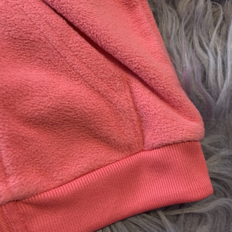 Fleeceset med huva, öron, tänder mm i rosa, ljusrosa, grått och vitt från Adidas stl 62