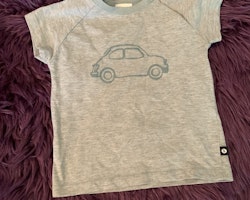 Gråmelerad t-shirt med petrolfärgad bil från Pomp de Lux stl 74
