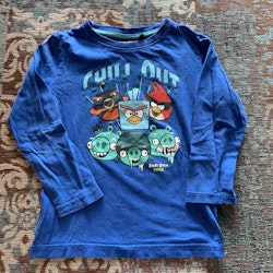Två blå tröjor med färgglatt Angry Birds tryck från Lindex och Kappahl stl 98/104
