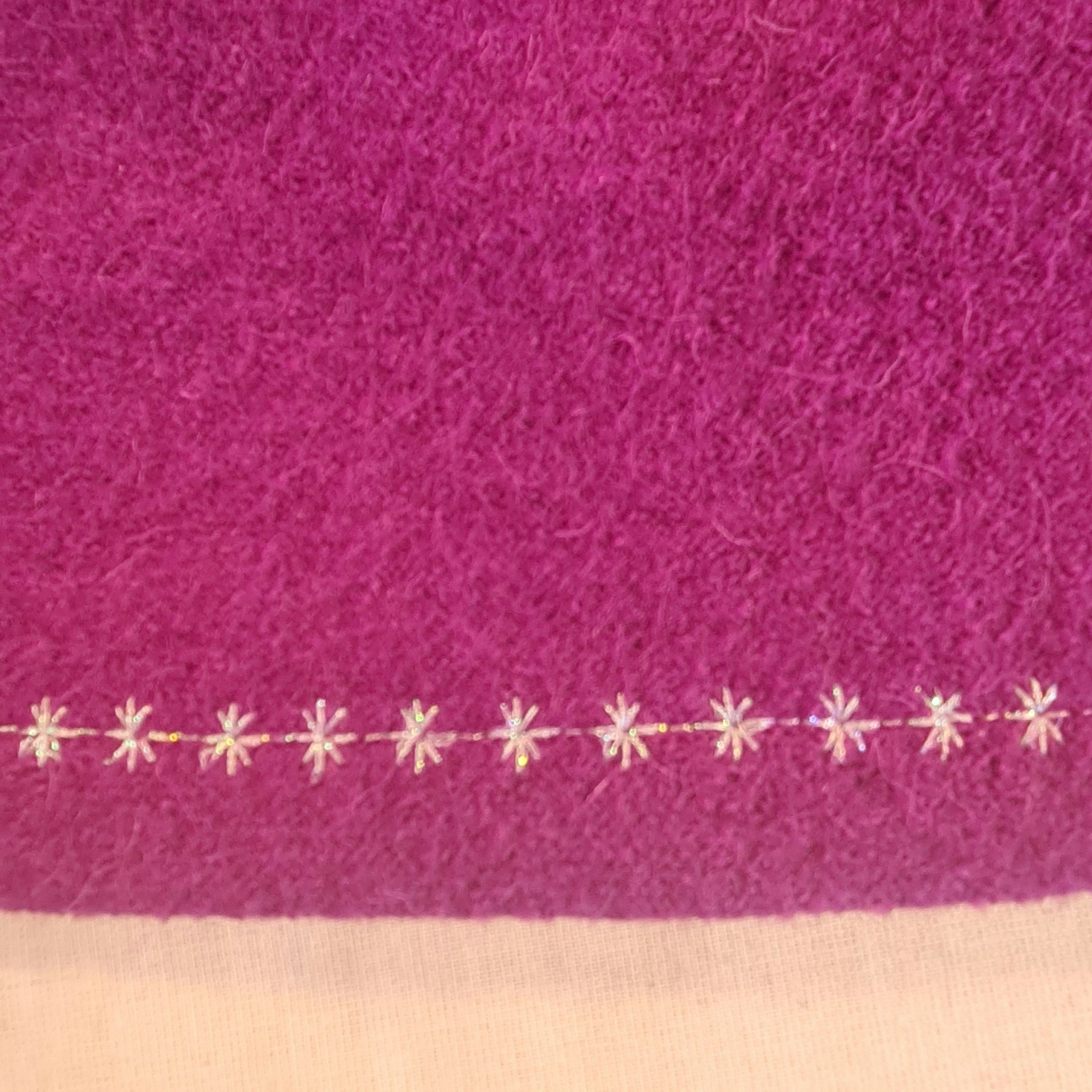Ullkjol, cerise