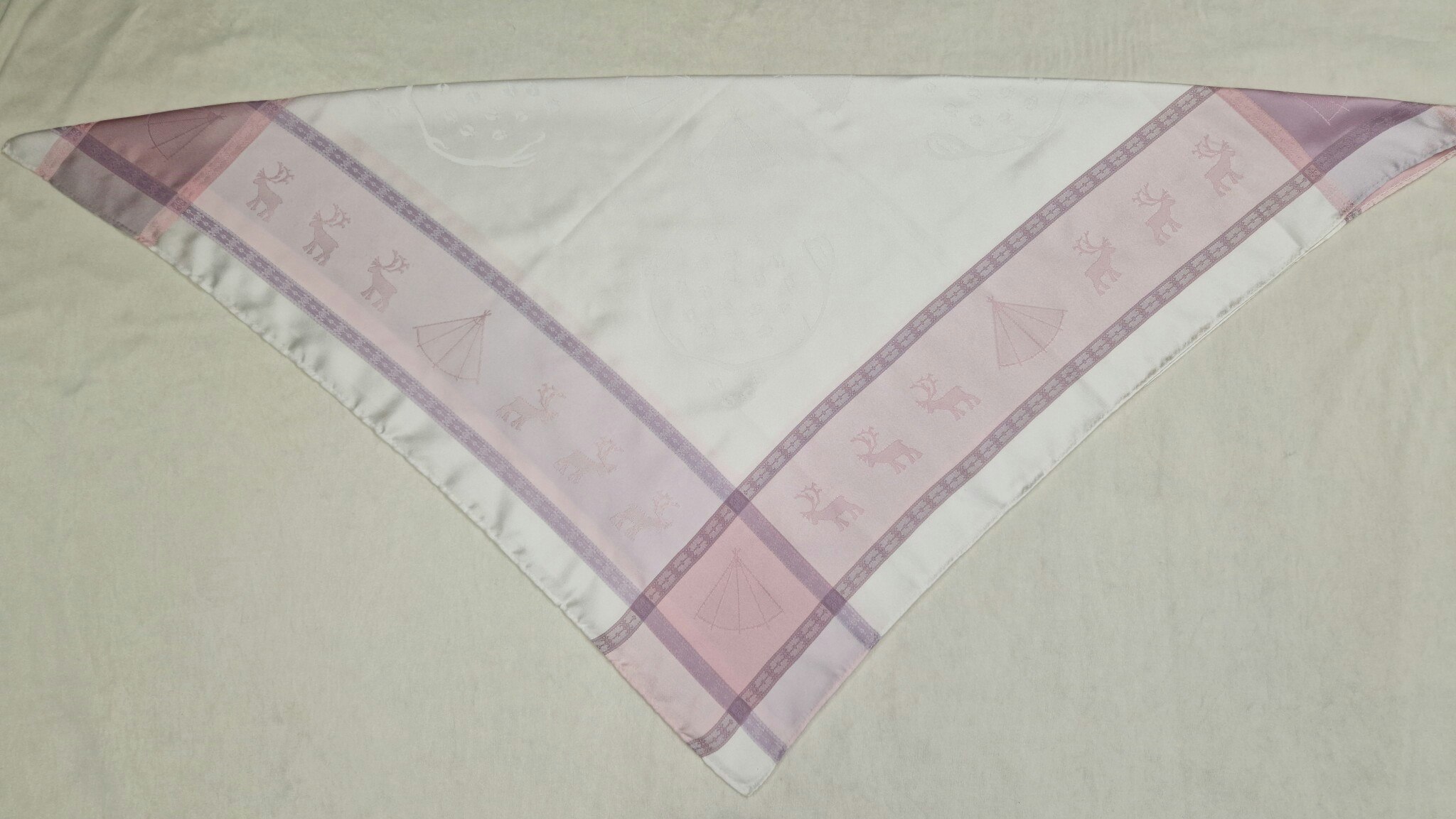 Lávvoliidni 2401A ½ vit-vit