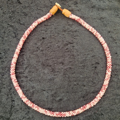 Pärlhalsband 44,5 cm - rosamelerad