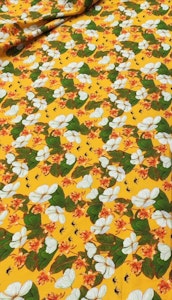 Bomullssatin stretch ~ Hjortronblomning GUL