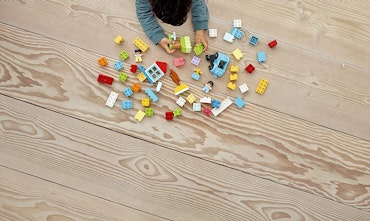 LEGO 10913 DUPLO Classic Klosslåda, Byggsats med Förvaringslåda, Färgglada Klossar, Barnleksaker