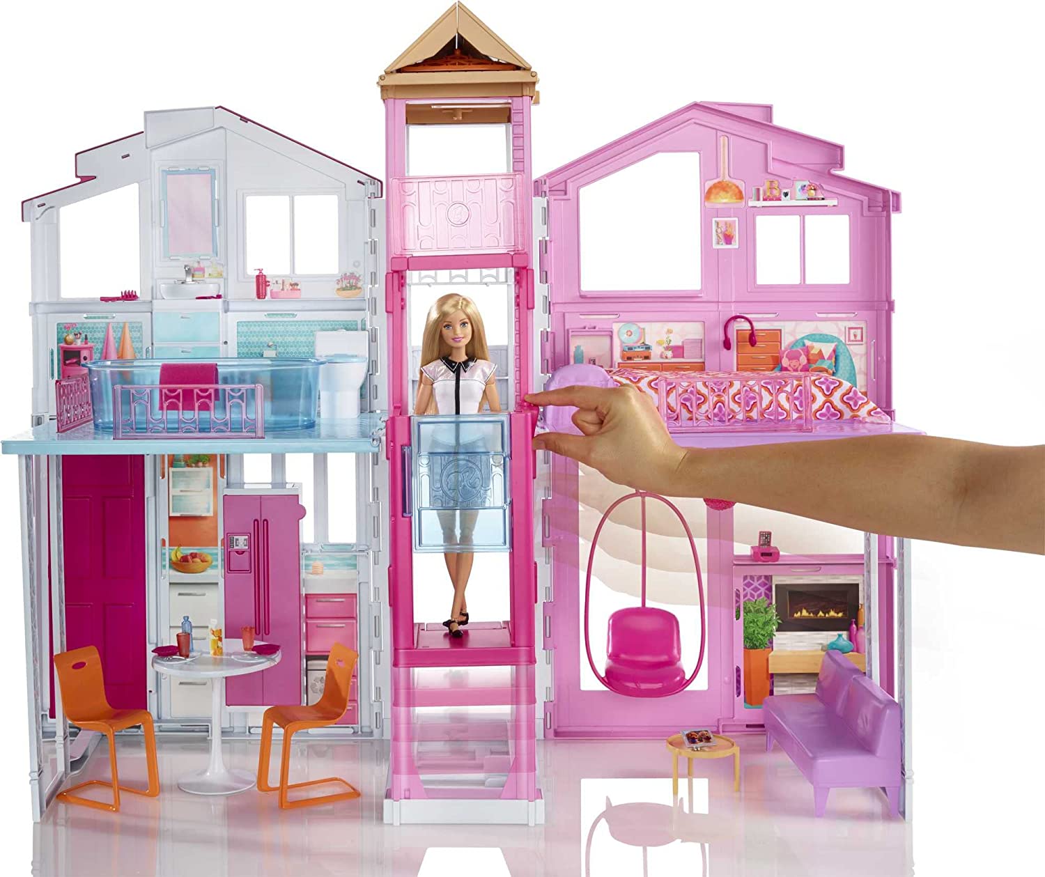 Barbie - Dockhus - Townhouse –  4 rum, hiss och tillbehör, 75 cm