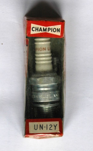 Champion UN-12Y Gänga 14 mm. NOS (Nytt nr N12Y, N12YC)