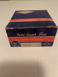 Kolvringssats 5773 STD 1956/68 Dauphine, R 4