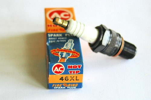 Tändstift AC 46XL, Gänga 14 mm. NOS