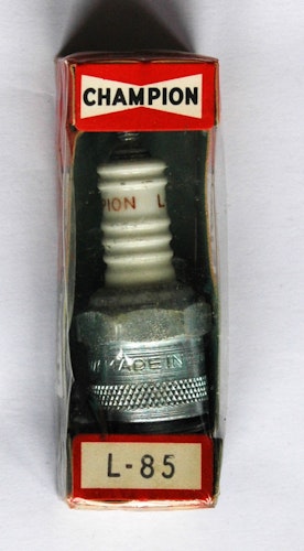 Champion L-85