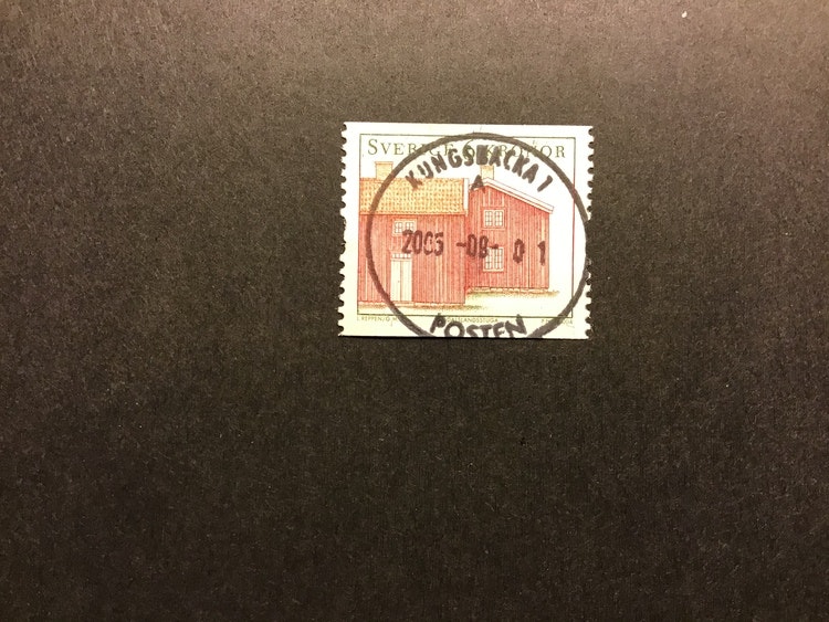 LANDSKAPSHUS 2  facit nr 2437 lyxstämplad KUNGSBACKA 1