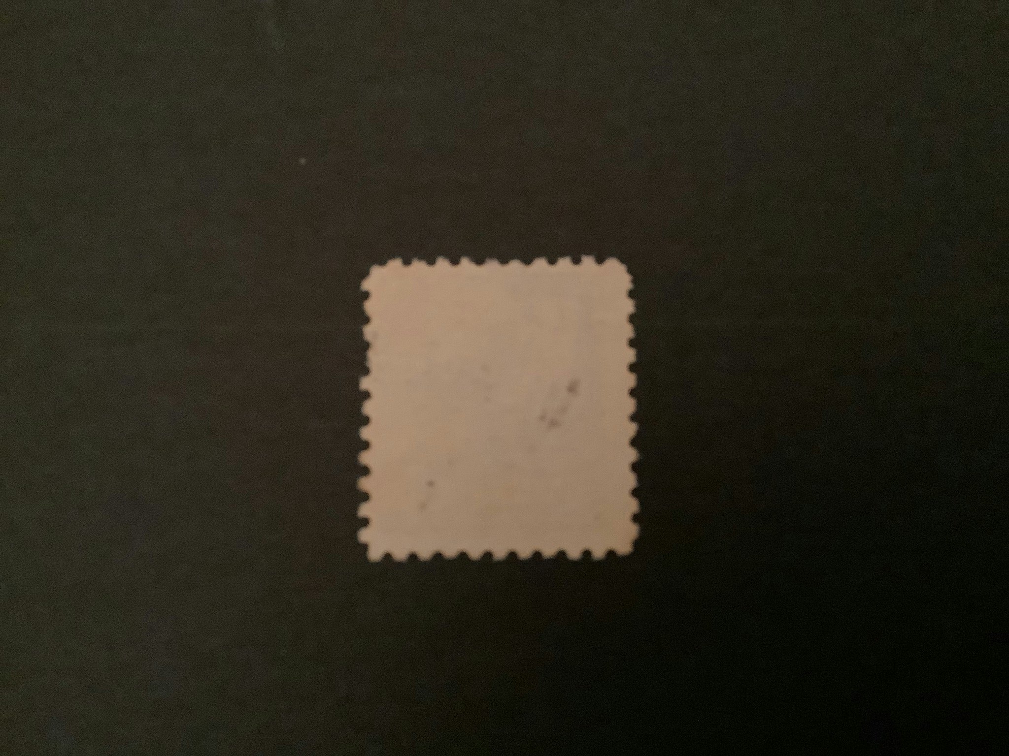 STÅENDE LEJON STÄMPLAT MÄRKE, facit 144 C