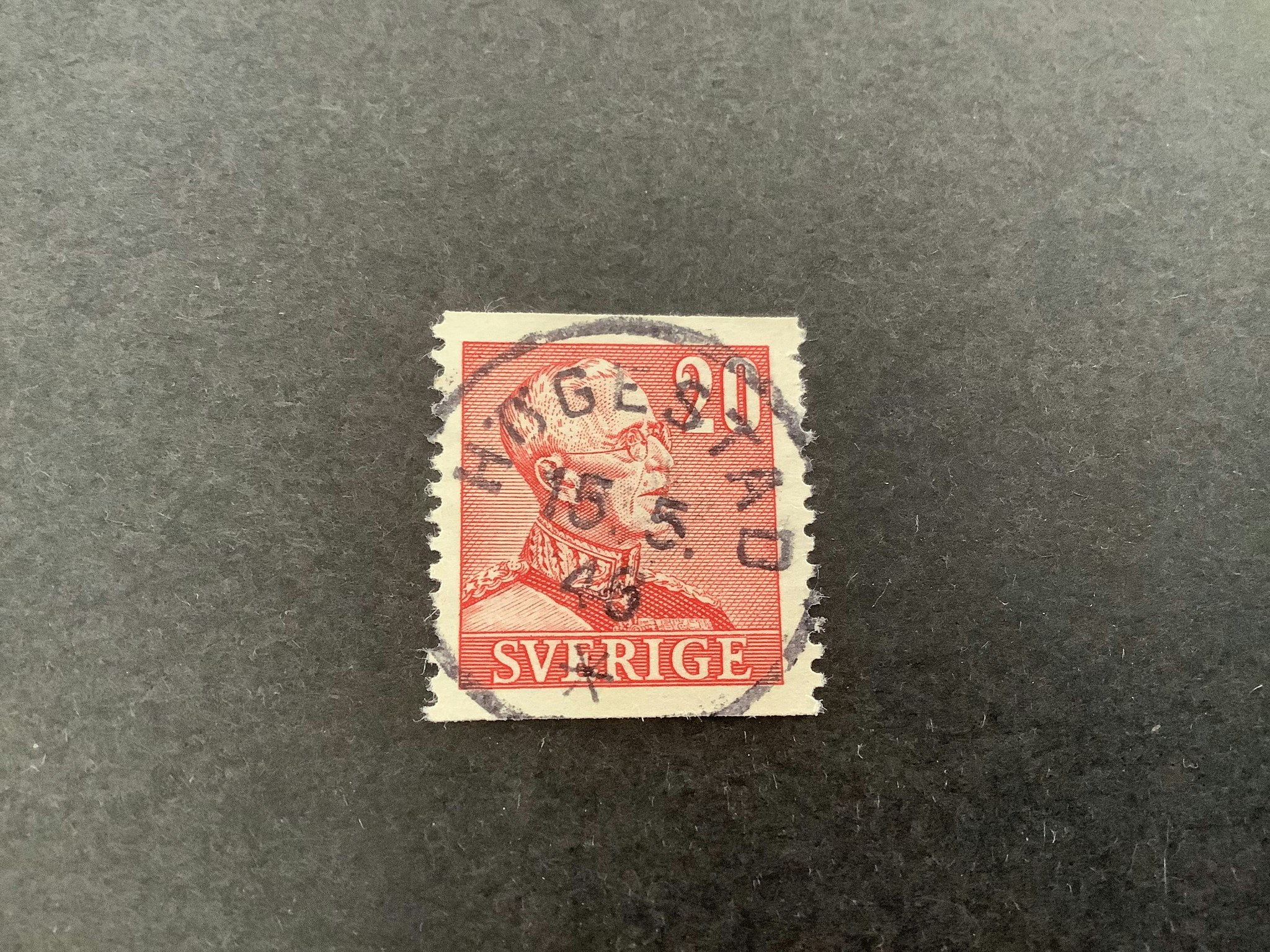 Gustaf V profil höger facit nr 276 A praktstämplat HÖGESTAD