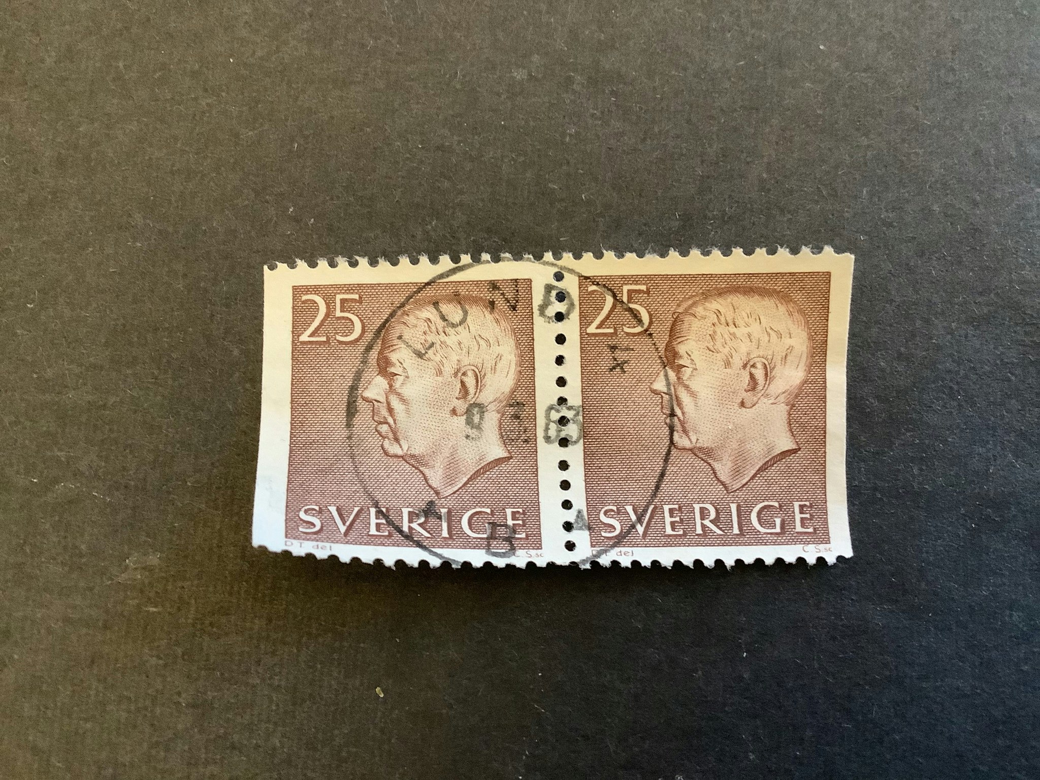 Gustaf VI Adolf facit nr 420 BB lyxstämplat par LUND 4