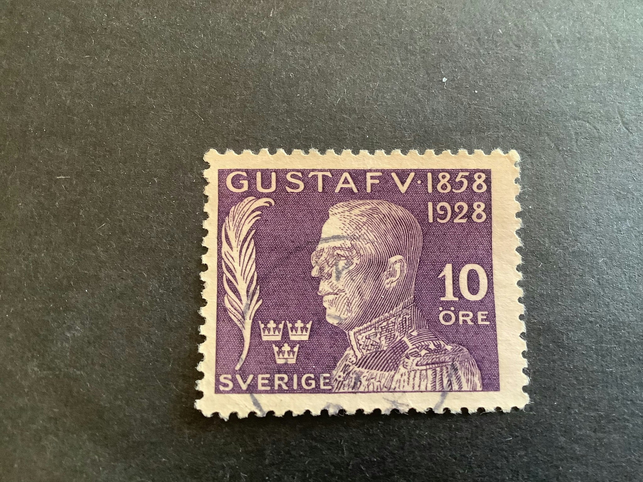 Gustaf V 70 år stämplat märke