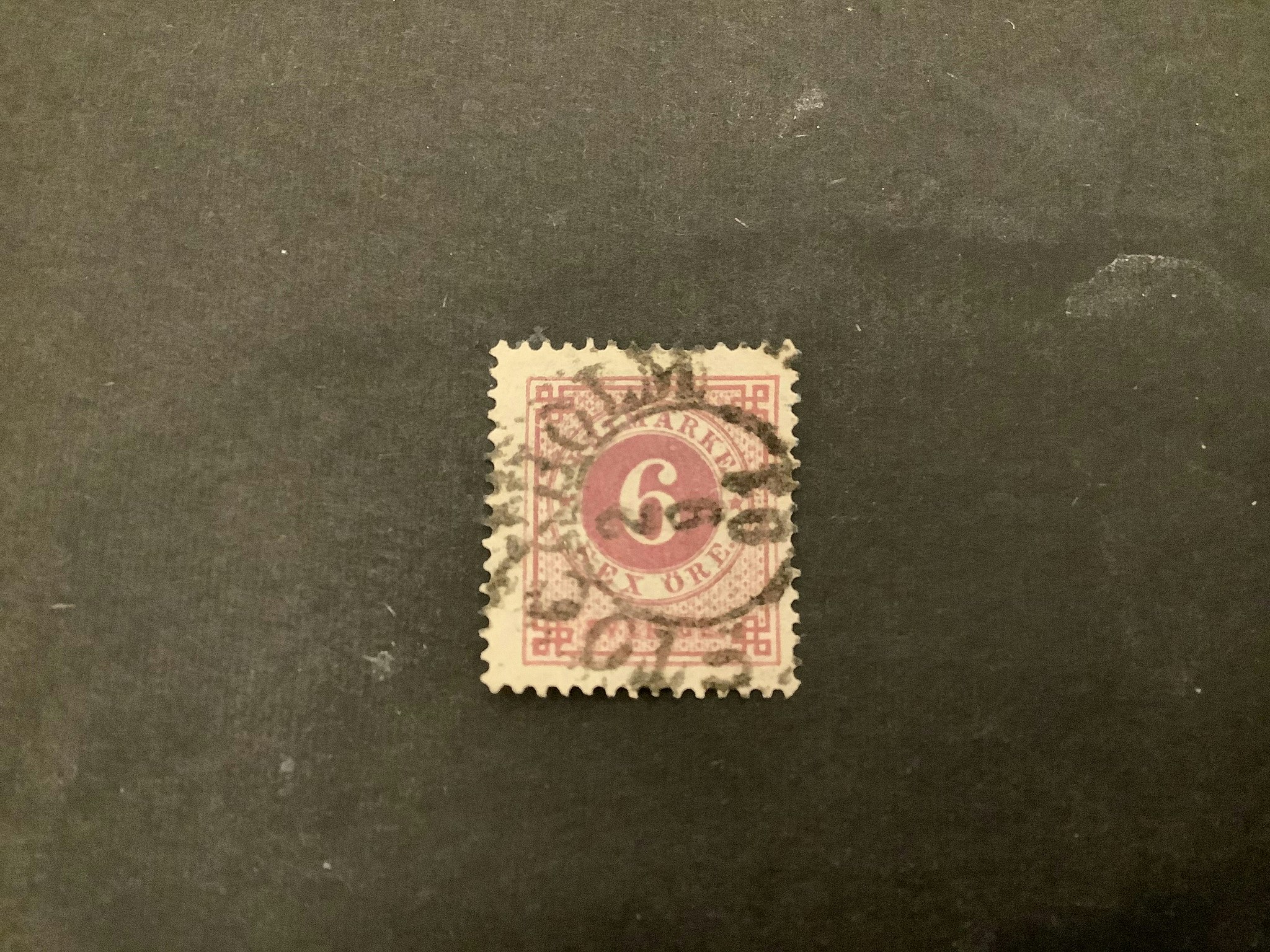 Ringtyp posthorn facit nr 44 stämplat märke
